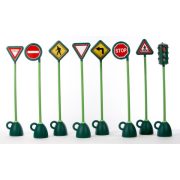   Kresz tábla szett ( 9 db jelzőtábla + 1 jelzőlámpa, nagyméretű stabil kresz szett