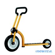 Pilot 300 Roller, Active (ovális kormánnyal) Pilot 300 Roller, Active (ovális kormánnyal)